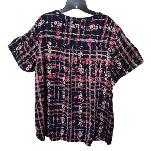 Woman Within Floral Plaid Short Sleeve Tunic Top - Picture 2 of 10